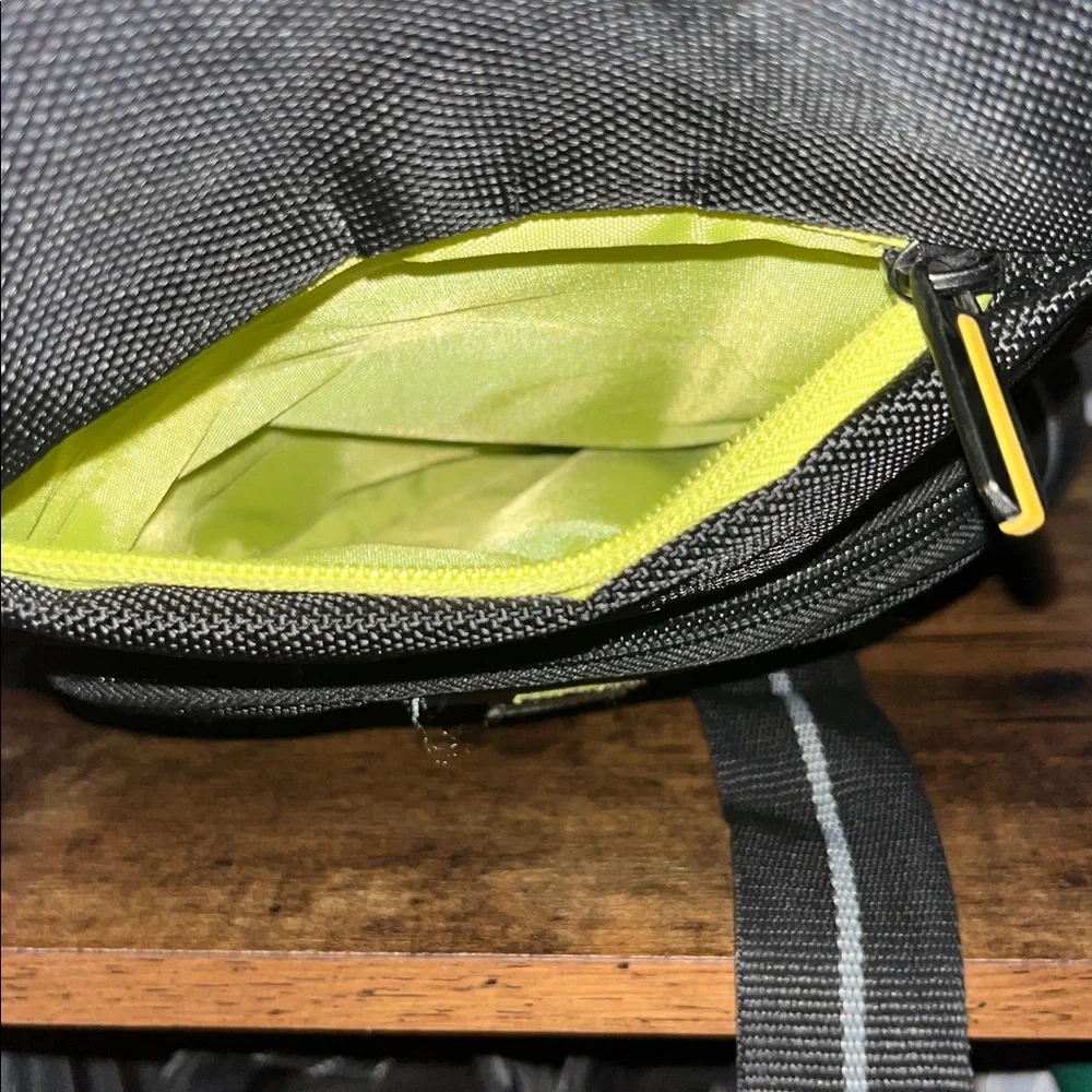 Solo Black and Gray Messenger Travel Bag- Good used condition.